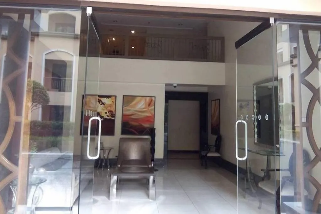 2Br Condo In Montecito 1, Resort World, Naia T3 Manila 0*,